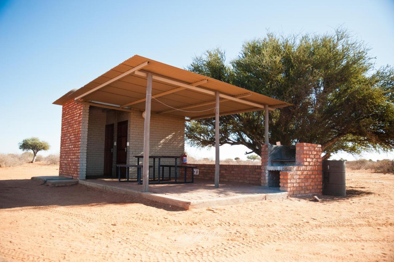 Kalahari Anib Campsite Hardap Bagian luar foto